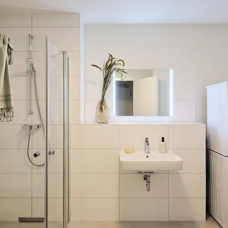 A5 - Mit Ueberdachtem Balkon, Zwei Baedern, Sauna Und Fitnessraum Im 