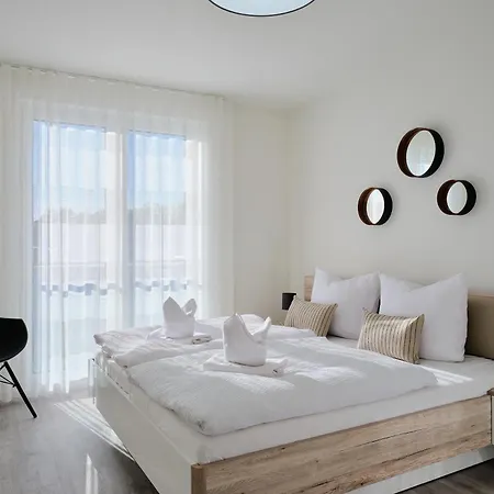 A5 Pine Hill - Mit überdachtem Balkon, Zwei Bädern&leichtem Haffblick * Zirchow